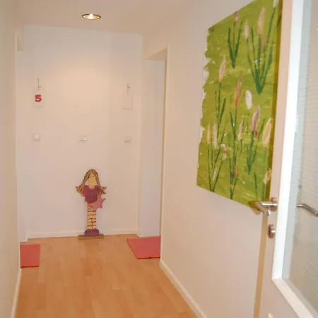 Schoenes-wohnen-am-suedstrand-fewo-5 *