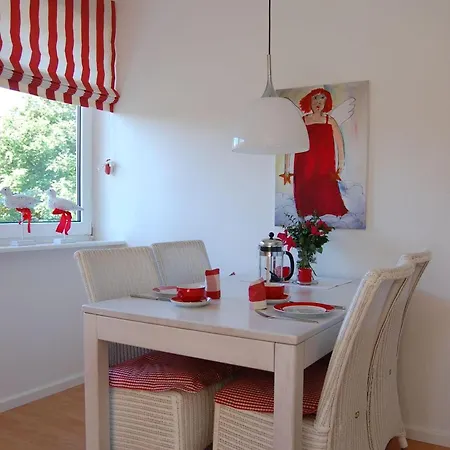 Schoenes-wohnen-am-suedstrand-fewo-5 Apartmán Wyk auf Föhr